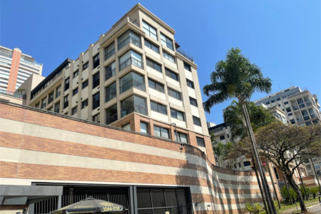 Cobertura à venda com 4 suítes em Jardim Panorama, São Paulo, SP