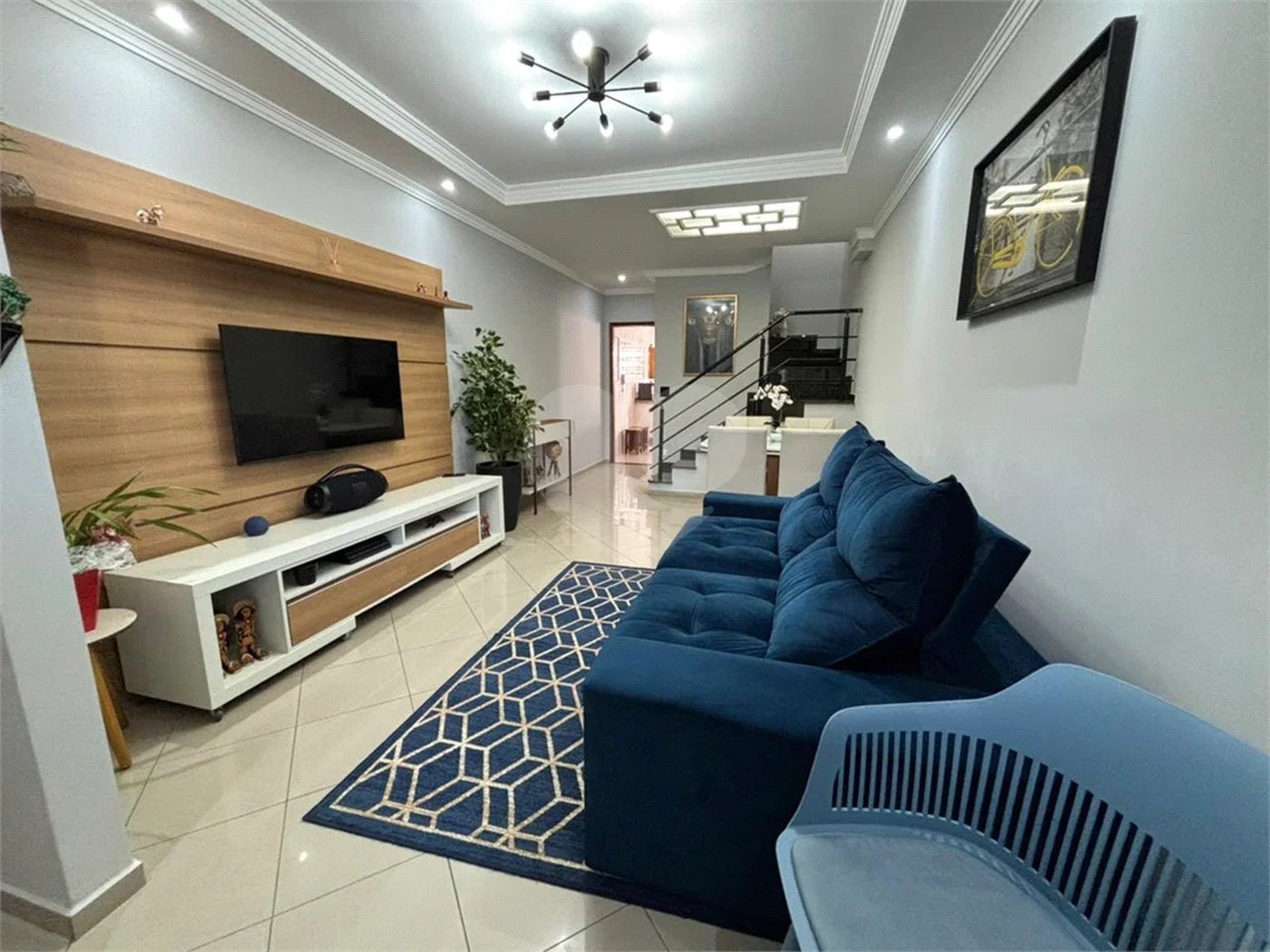 Casa à venda com 3 quartos, sendo 1 suíte, no condomínio Mira Estrela, São Paulo - SP