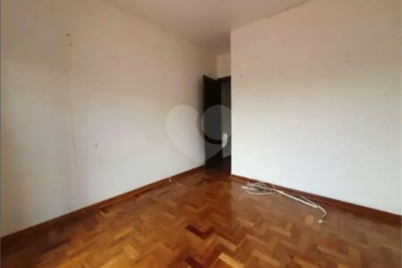 Casa à venda com 2 quartos em Vila Mazzei, São Paulo, SP