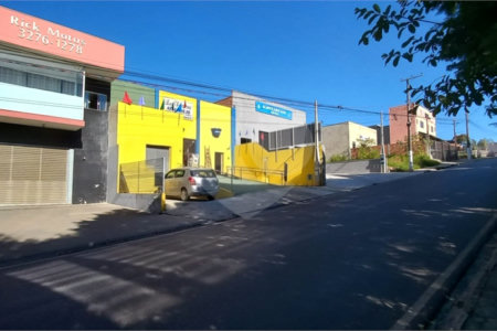 Galpão à venda ou para alugar em Residencial Flora, Sarapuí, SP