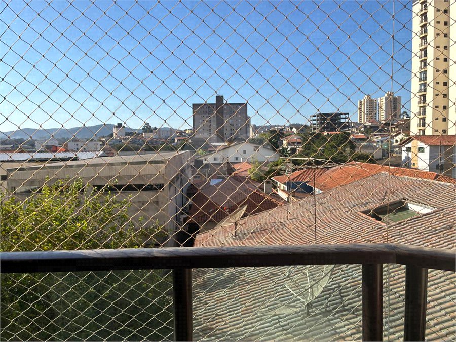 Apartamento à venda com 3 suítes em Vila Galvão, Guarulhos, SP