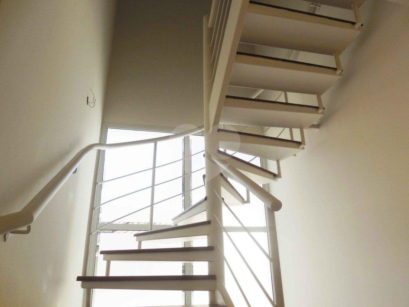 Casa à venda com 4 quartos, sendo 2 suítes, no condomínio Bristol Village, São Paulo - SP
