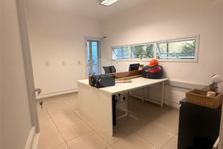 Casa comercial com 172m² , 1 vaga de garagem , à venda no bairro das Perdizes.