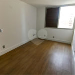 Apartamento à venda com 3 quartos, sendo 2 suítes, em Vila Andrade, São Paulo, SP