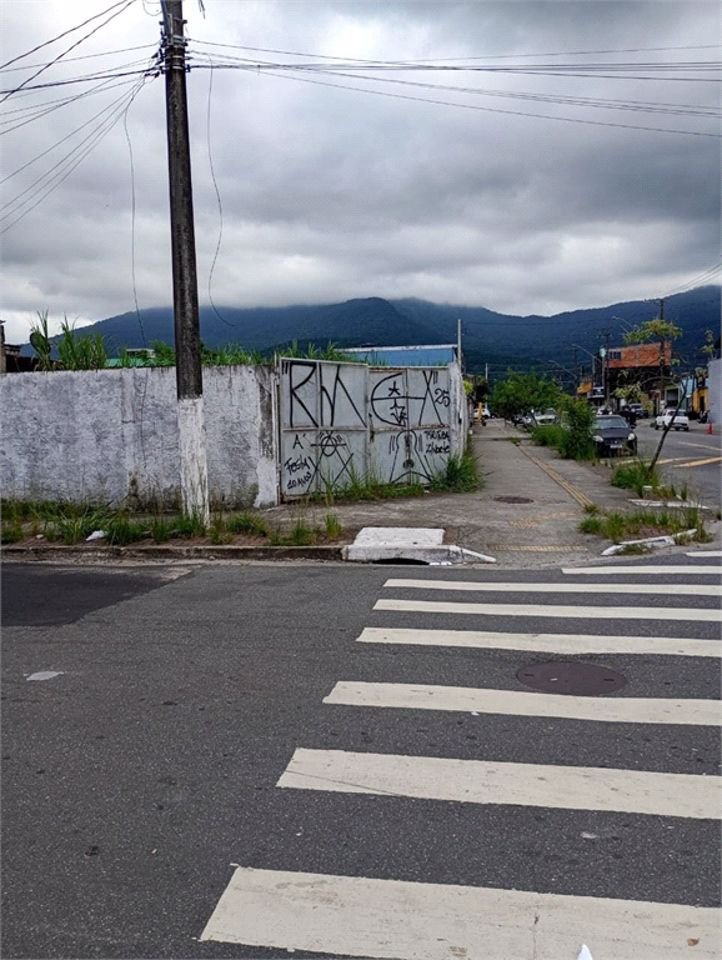 Terreno Comercial para venda e locação, Jardim Rio Branco, São Vicente - TE0006.