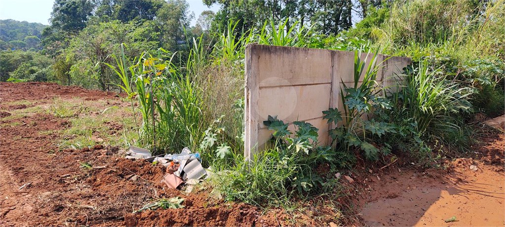 Terreno em Atibaia com 3.410 metros, pronto para construir, topografia plana, excelente localização