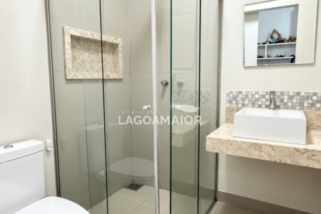 Casa à venda com 4 quartos, sendo 4 suítes, em Jardim Alvorada, Três Lagoas - MS