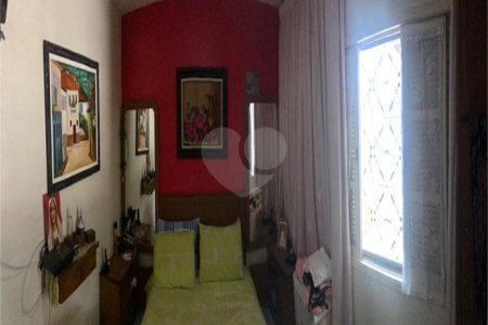 Casa Térrea à venda com 3 quartos em Cidade Domitila, São Paulo, SP