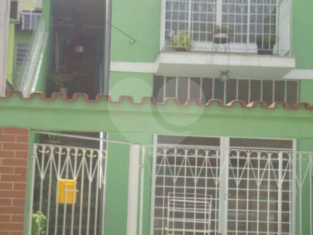 Sobrado à venda com 3 quartos, sendo 1 suíte,  em Parada Inglesa, São Paulo, SP