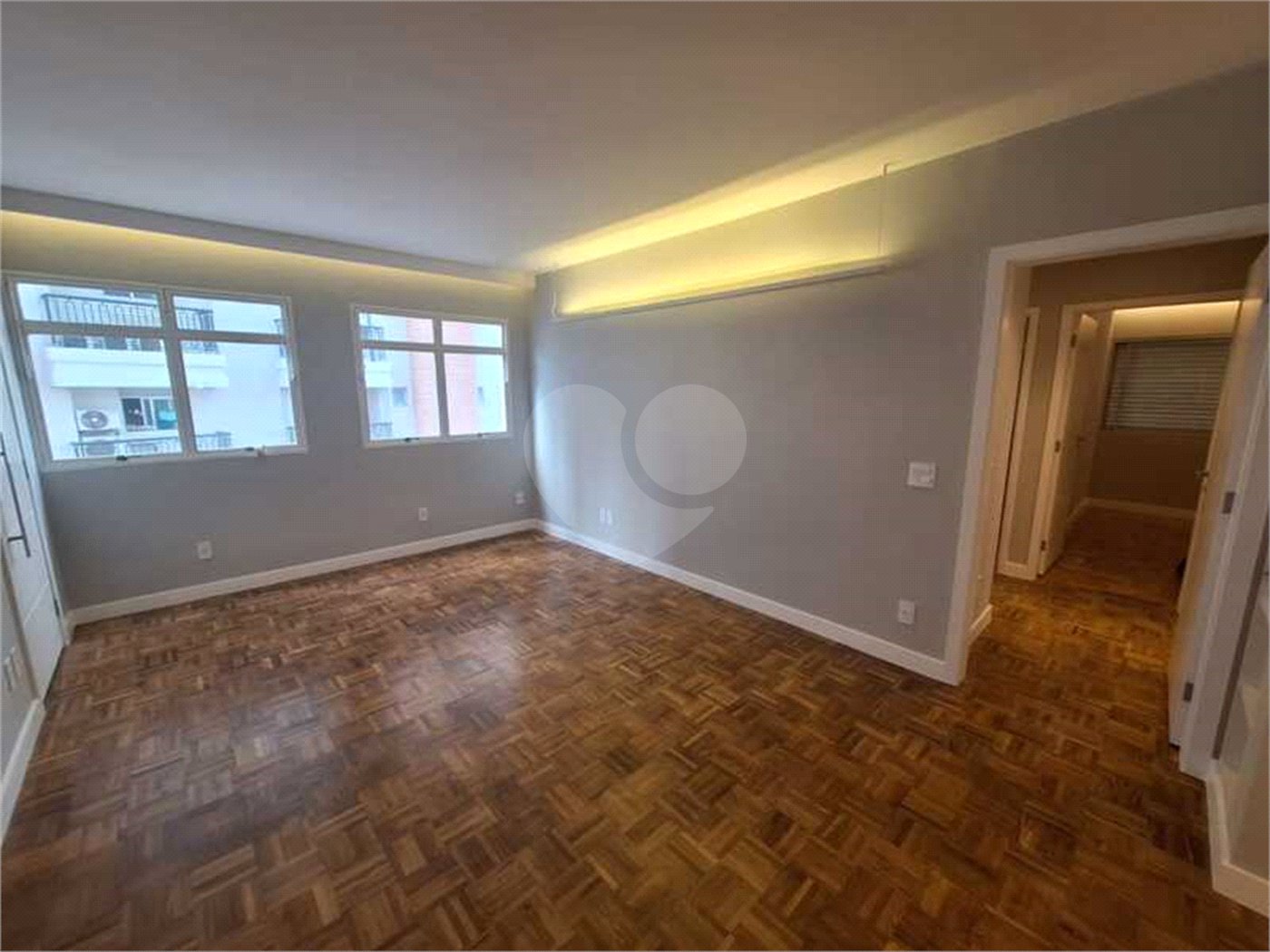 Apartamento à venda com 3 quartos, sendo 1 suíte, em Itaim Bibi, São Paulo, SP