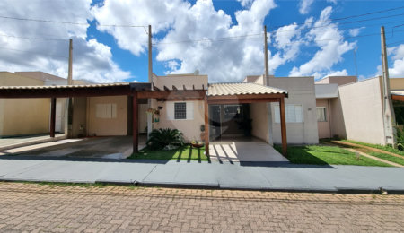 Casa à venda com 2 quartos no condomínio Flamboyant II, São Carlos - SP