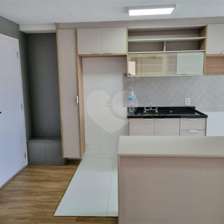 Apartamento à venda com 2 quartos, sendo 1 suíte, em Santo Amaro, São Paulo, SP