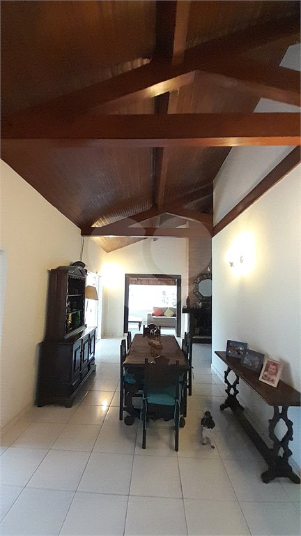 Casa à venda com 3 quartos, sendo 1 suíte,  em Retiro das Fontes, Atibaia, SP