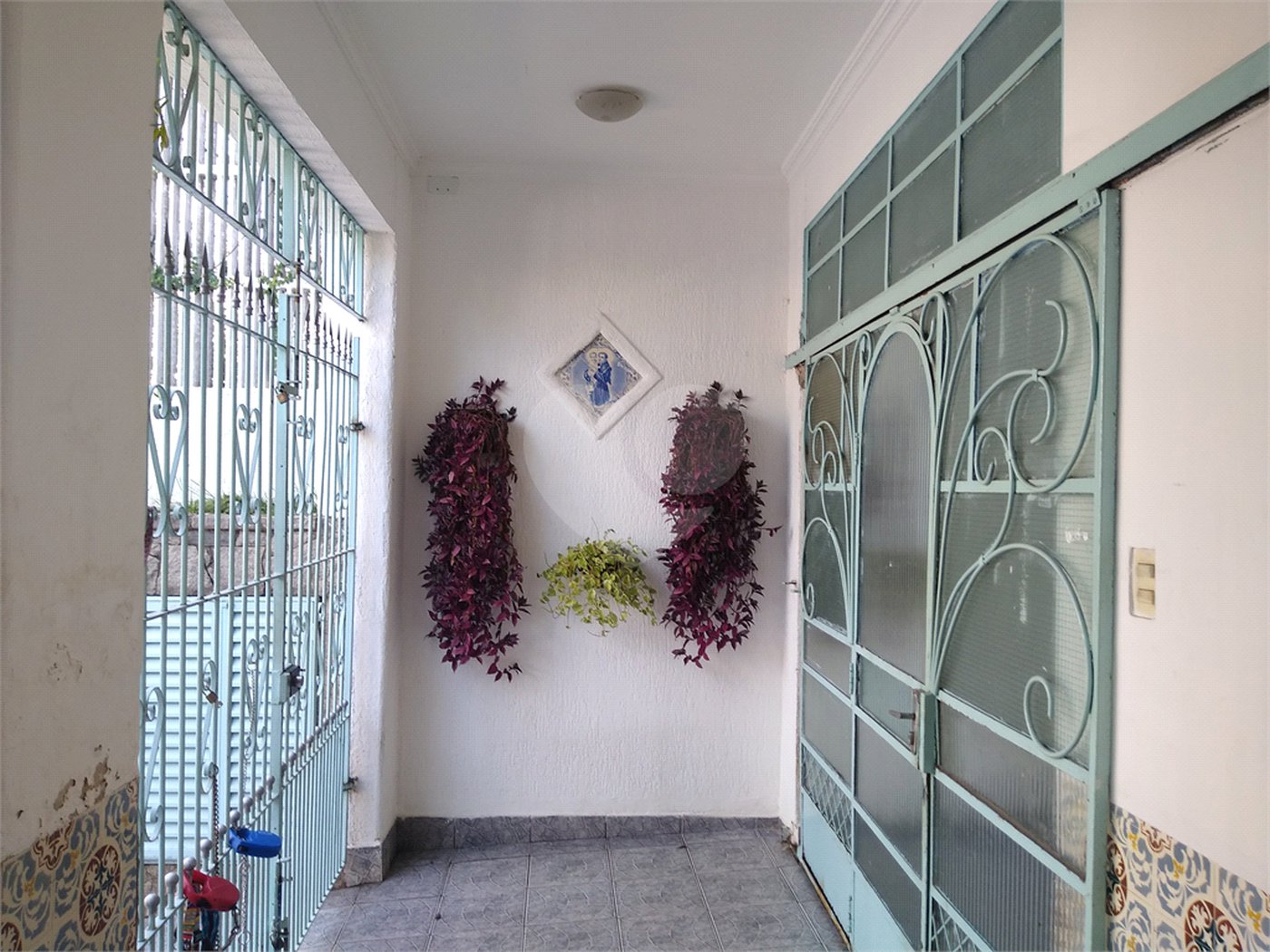Sobrado à venda com 4 quartos, sendo 3 suítes,  em Vila Monumento, São Paulo, SP