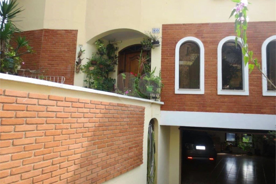 Sobrado à venda com 4 quartos, sendo 1 suíte, em Tucuruvi, São Paulo, SP
