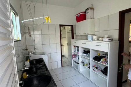 Casa à venda com 3 suítes no Centro, Balsas, MA