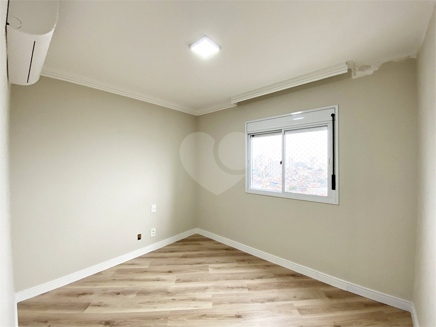 Apartamento à venda com 3 suítes em Santana, São Paulo, SP