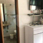 Sobrado à venda com 4 quartos, sendo 3 suítes, em Vila Irmãos Arnoni, São Paulo, SP