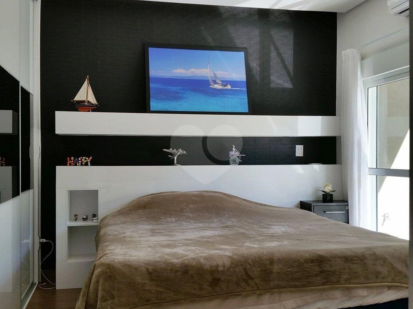 Casa à venda com 6 quartos, sendo 3 suítes, no condomínio Travessa Manuel Antônio Ferreira,85, São Paulo - SP