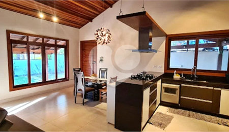 Casa à venda ou para alugar com 3 suítes no condomínio Jardim da Montanha I, Mairiporã - SP