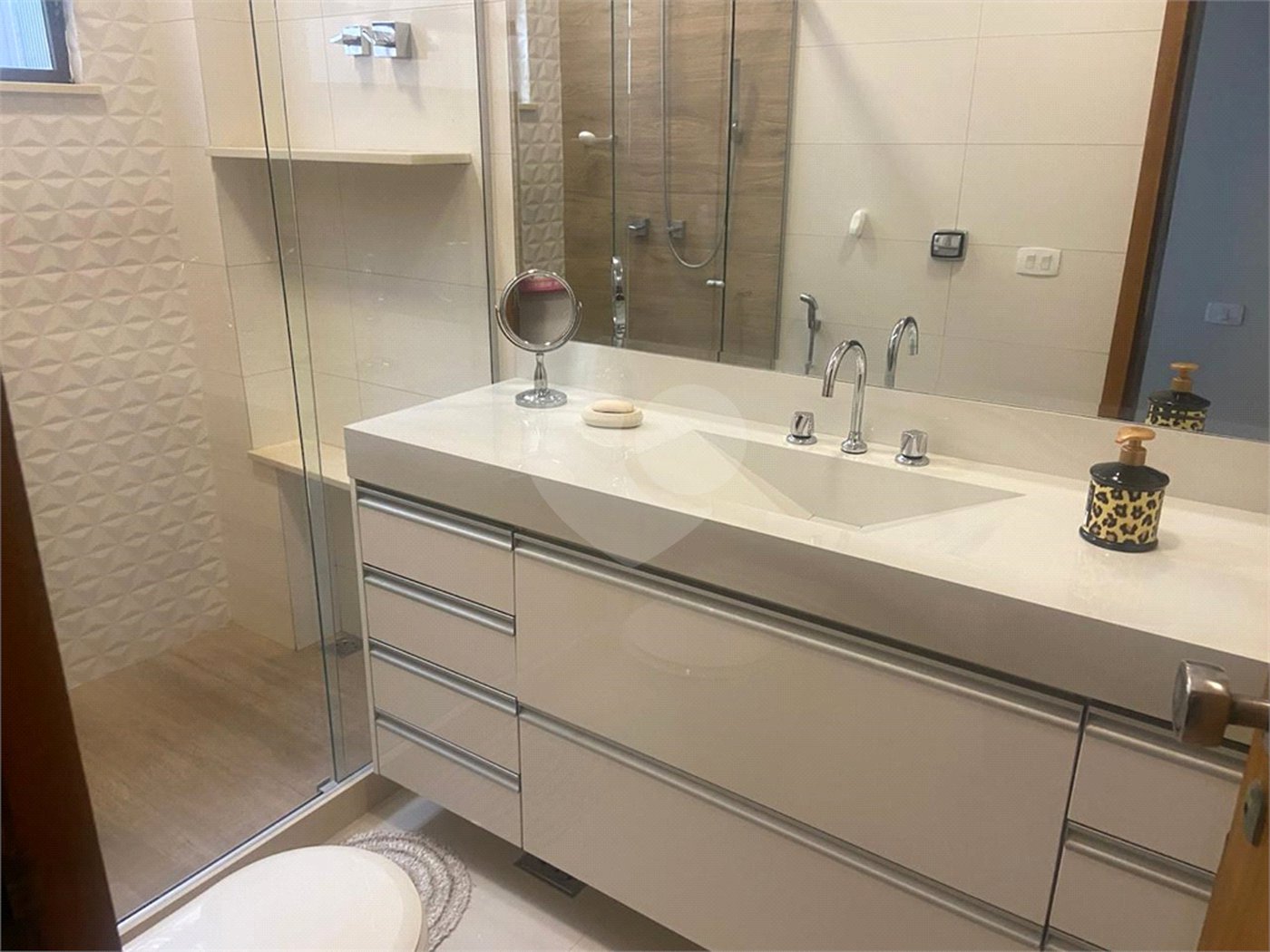 Apartamento à venda com 3 quartos, sendo 1 suíte,  em Tijuca, Rio de Janeiro, RJ