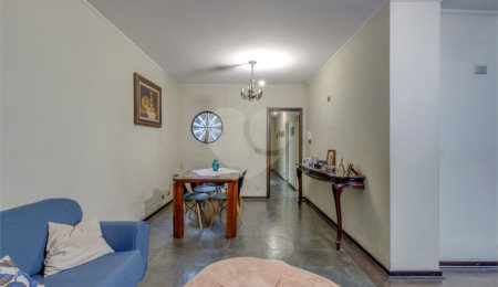 Casa à venda com 4 quartos, sendo 3 suítes,  em Alto da Boa Vista, São Paulo, SP