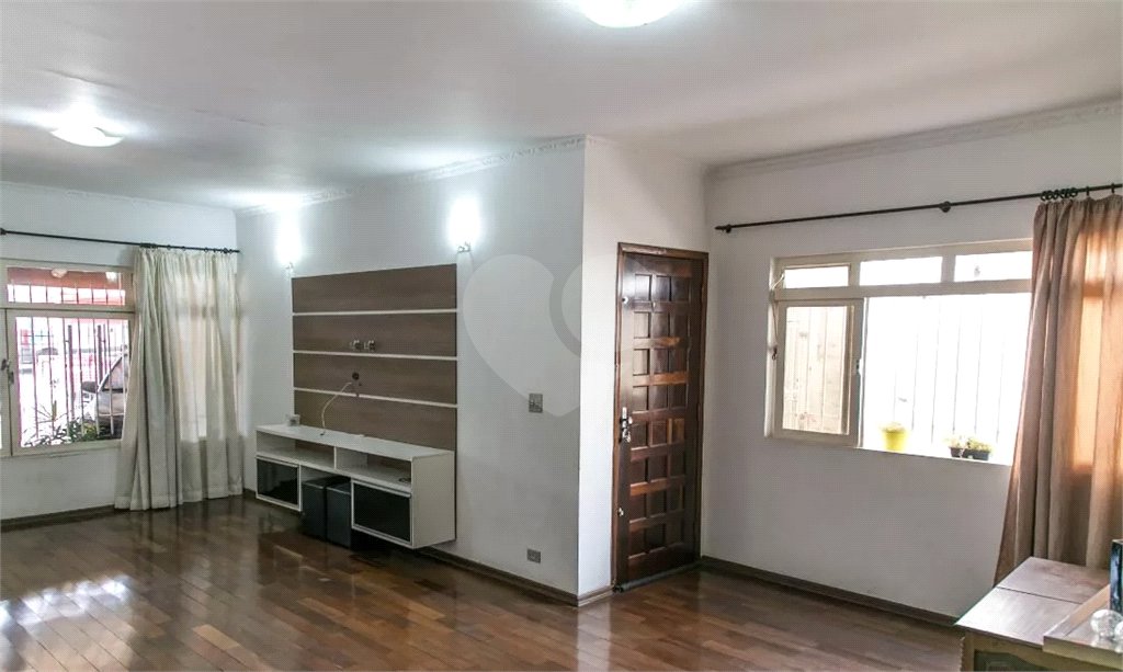 Casa Térrea à venda com 4 quartos, sendo 1 suíte, em Vila Gustavo, São Paulo, SP