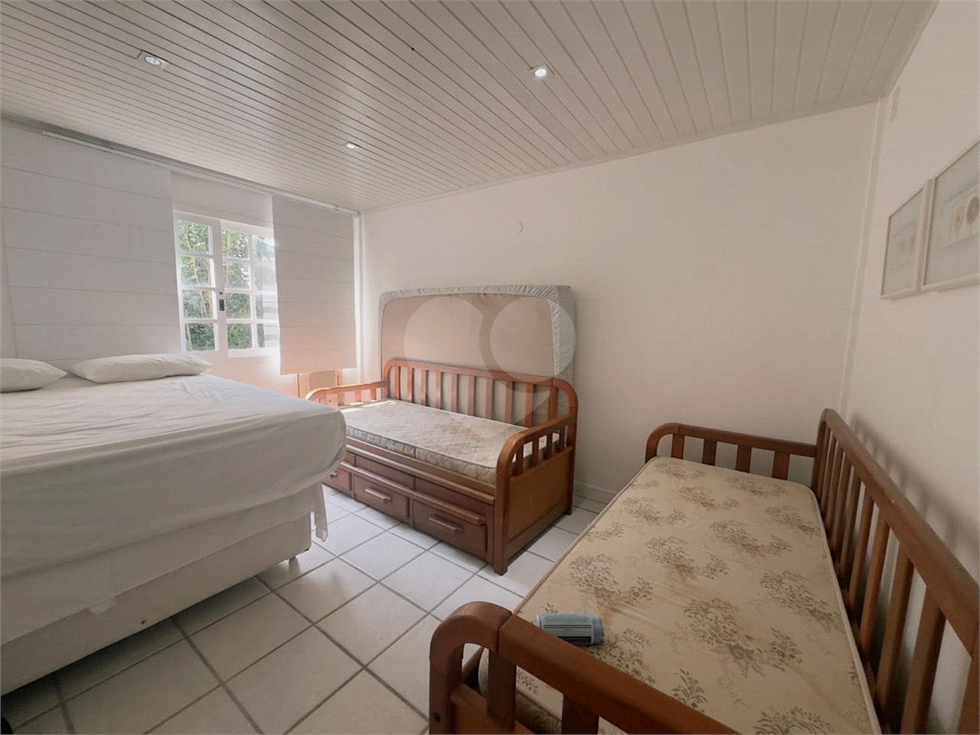 Casa em condomínio à venda com 4 quartos, sendo 3 suítes, em Manguinhos, Armação dos Búzios, RJ