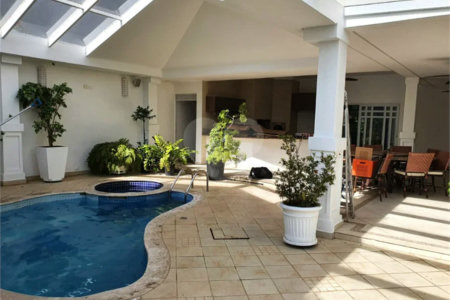 Casa à venda ou para alugar com 5 suítes no condomínio Residencial Morumbi Q.1, São Paulo - SP