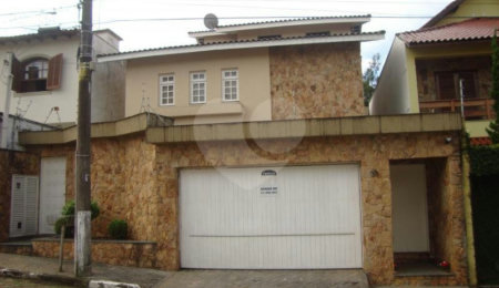 Sobrado à venda com 3 suítes em Imirim, São Paulo, SP