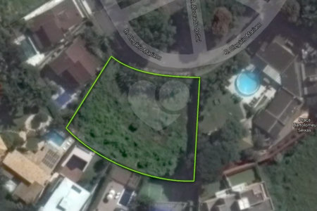 Sobrado à venda ou para alugar com 6 suítes em Jardim Guedala, São Paulo, SP