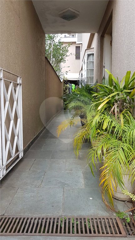 Sobrado à venda com 3 suítes em Vila Gumercindo, São Paulo, SP