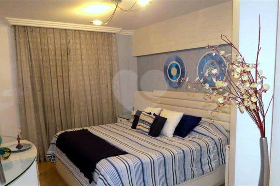 Apartamento à venda com 4 quartos, sendo 3 suítes, em Santana, São Paulo, SP