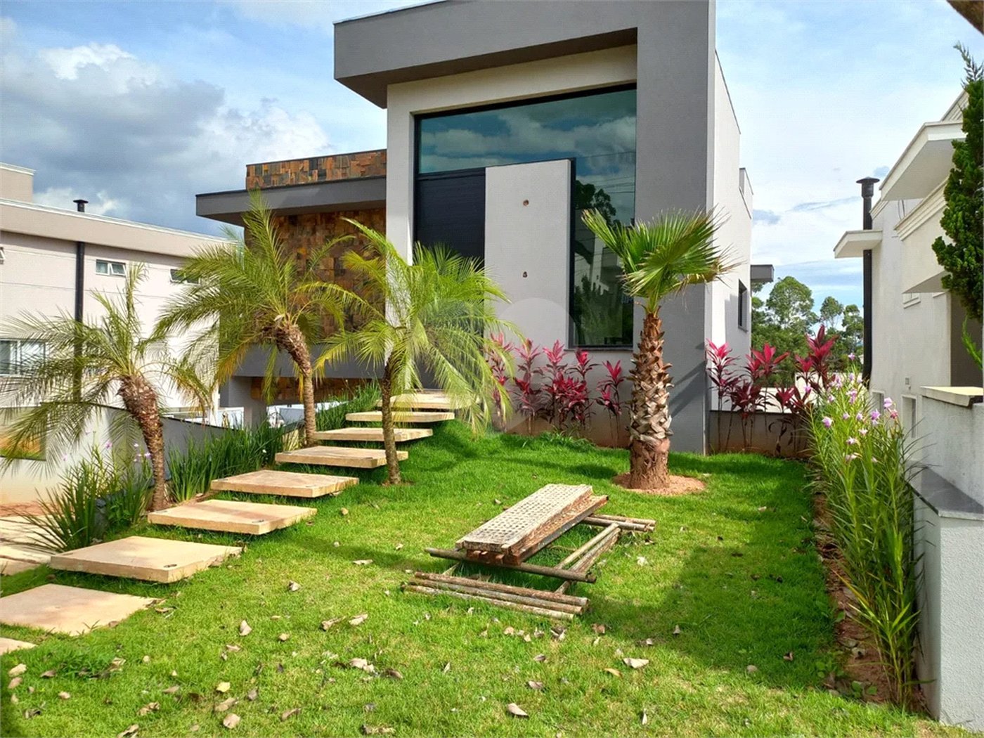 Casa à venda com 3 suítes em Mina, Itupeva, SP