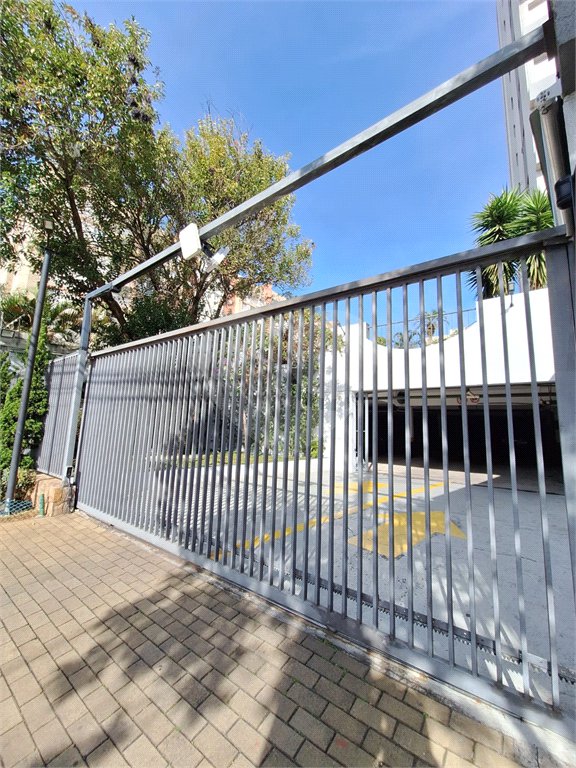 Apartamento à venda com 3 quartos, sendo 1 suíte, em Vila Polopoli, São Paulo, SP