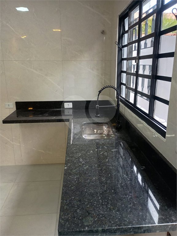 Belíssimo Sobrado com 3 Quartos e 135m² A/C à Venda no Jardim Alvinópolis - Atibaia