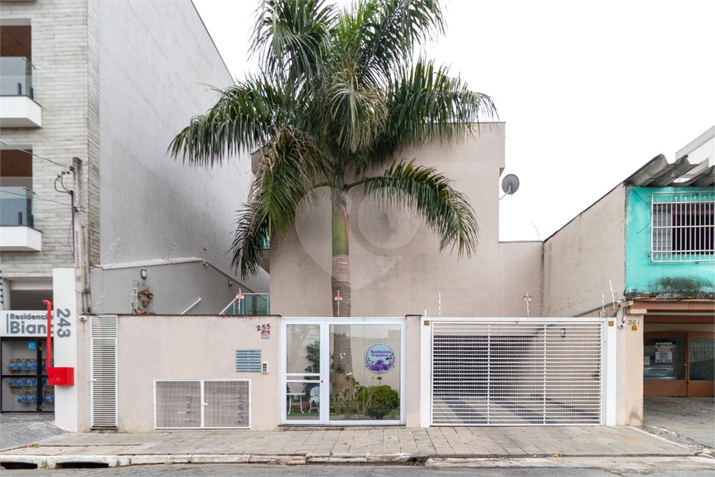 Casa à venda com 3 quartos, sendo 1 suíte, no condomínio Orquideas, São Paulo - SP