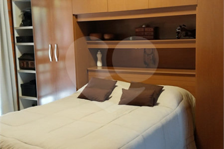 Casa Térrea à venda com 4 quartos, sendo 1 suíte,  em Parque dos Lagos, Mogi das Cruzes, SP