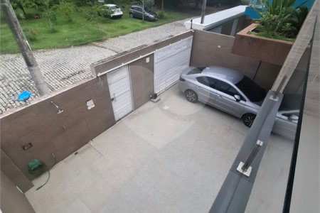 Casa à venda com 3 quartos, sendo 1 suíte, em Campo Grande, Rio de Janeiro, RJ