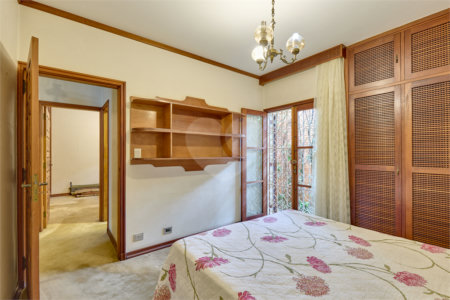 Casa Térrea à venda com 3 quartos, sendo 1 suíte, em Chácara Monte Alegre, São Paulo, SP