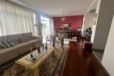 Sobrado à venda com 3 suítes em Vila Paulicéia, São Paulo, SP