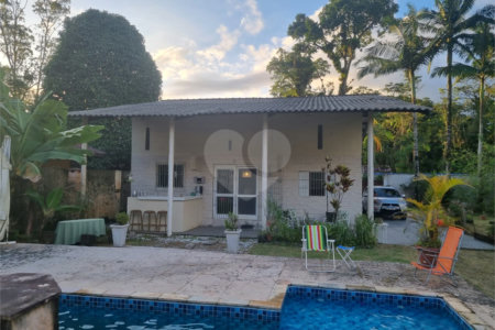 Chácara à venda com 4 quartos em Aguapeú, Itanhaém, SP