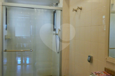 Apartamento à venda com 4 quartos, sendo 3 suítes, em Vila Mariana, São Paulo, SP