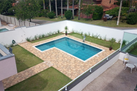 Casa à venda com 5 suítes no condomínio Village da Serra, Araçoiaba da Serra - SP