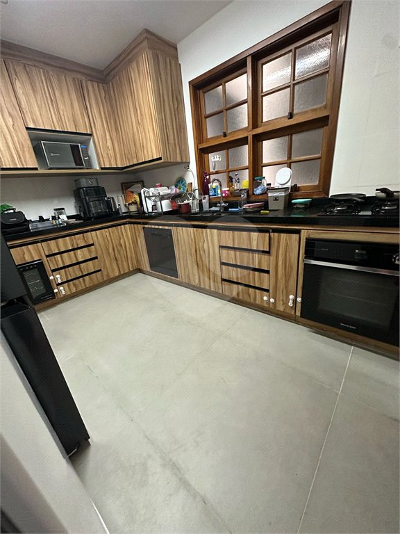 Casa à venda com 3 quartos, sendo 1 suíte,  no condomínio Vila Nova de Mafra, São Paulo - SP