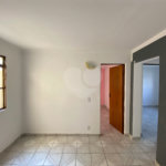 Apartamento para alugar com 2 quartos em Jardim Adriane, Itaquaquecetuba, SP