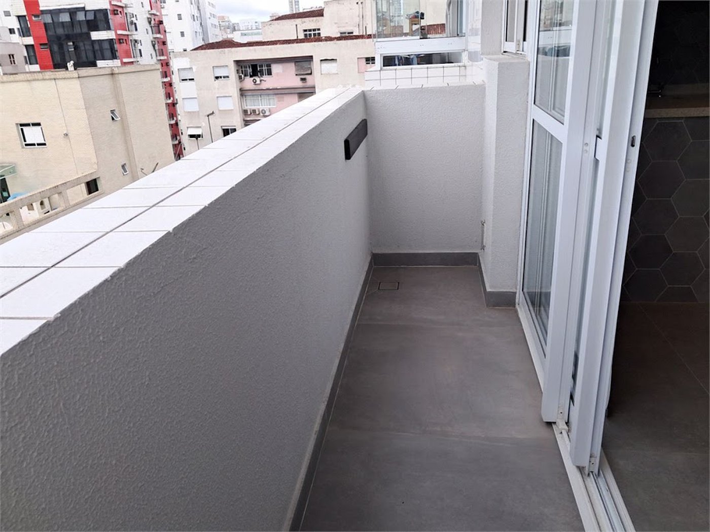 Apartamento Residencial à venda, Gonzaga, Santos - AP0822.