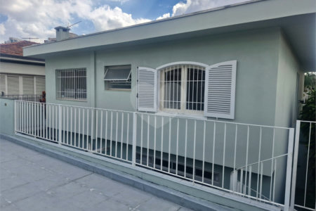 Casa à venda com 4 quartos, sendo 1 suíte, em Brooklin, São Paulo, SP