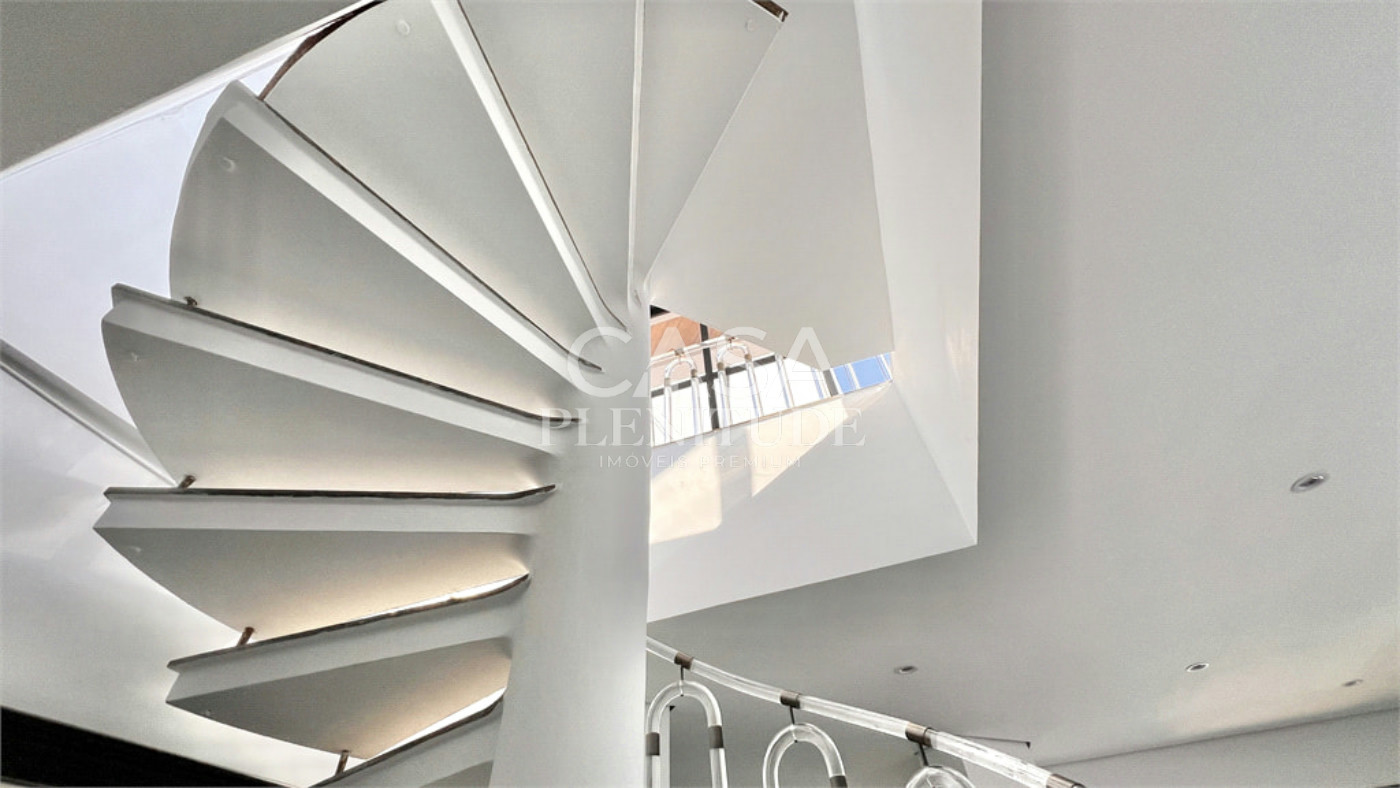 Apartamento à venda com 4 quartos, sendo 1 suíte,  em Vila Mariana, São Paulo, SP