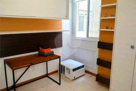 Apartamento à venda com 3 quartos, sendo 1 suíte, em Humaitá, Rio de Janeiro, RJ
